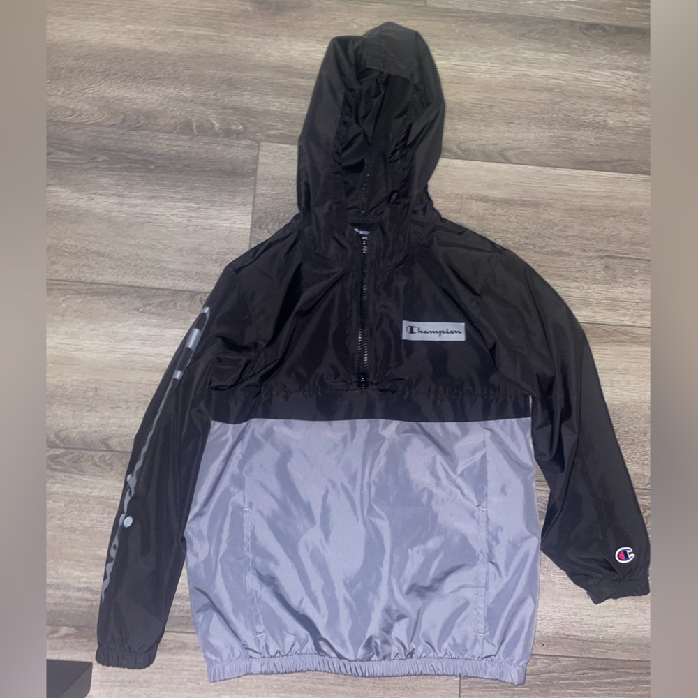 Champion windbreaker ( boys size S ( 6-7 )